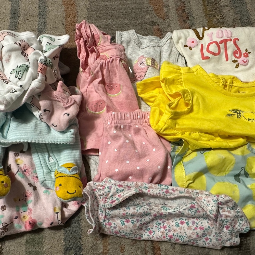 Newborn girls lot !